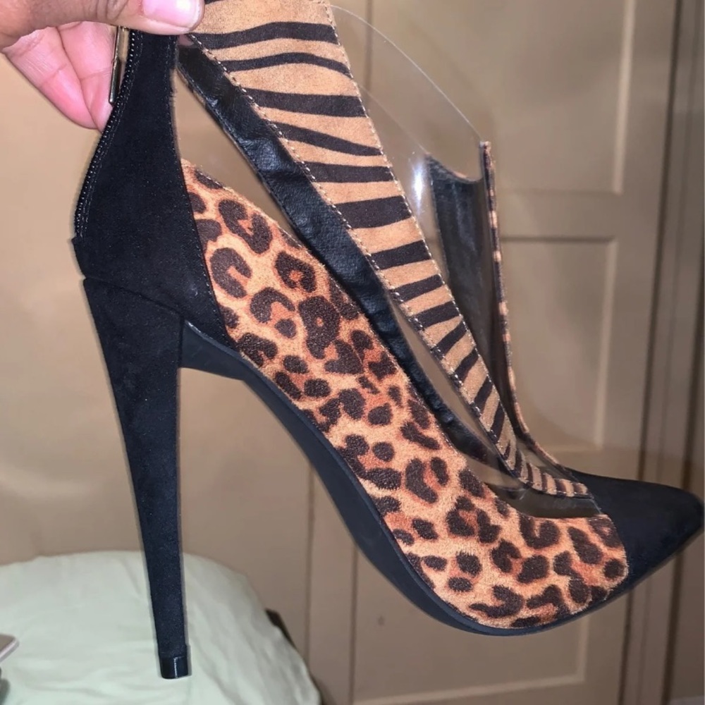 Shoe dazzle shoes size 7.5